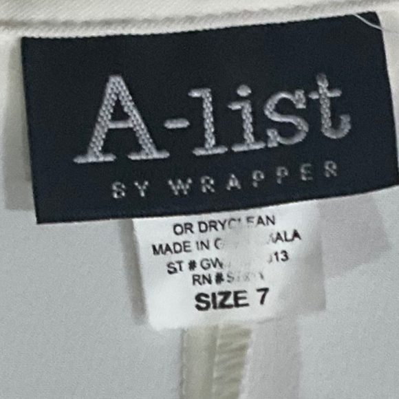 “A-List by Wrapper” Ivory Cream Blazer & Bootcut Pants Sz 7 - Picture 4 of 15